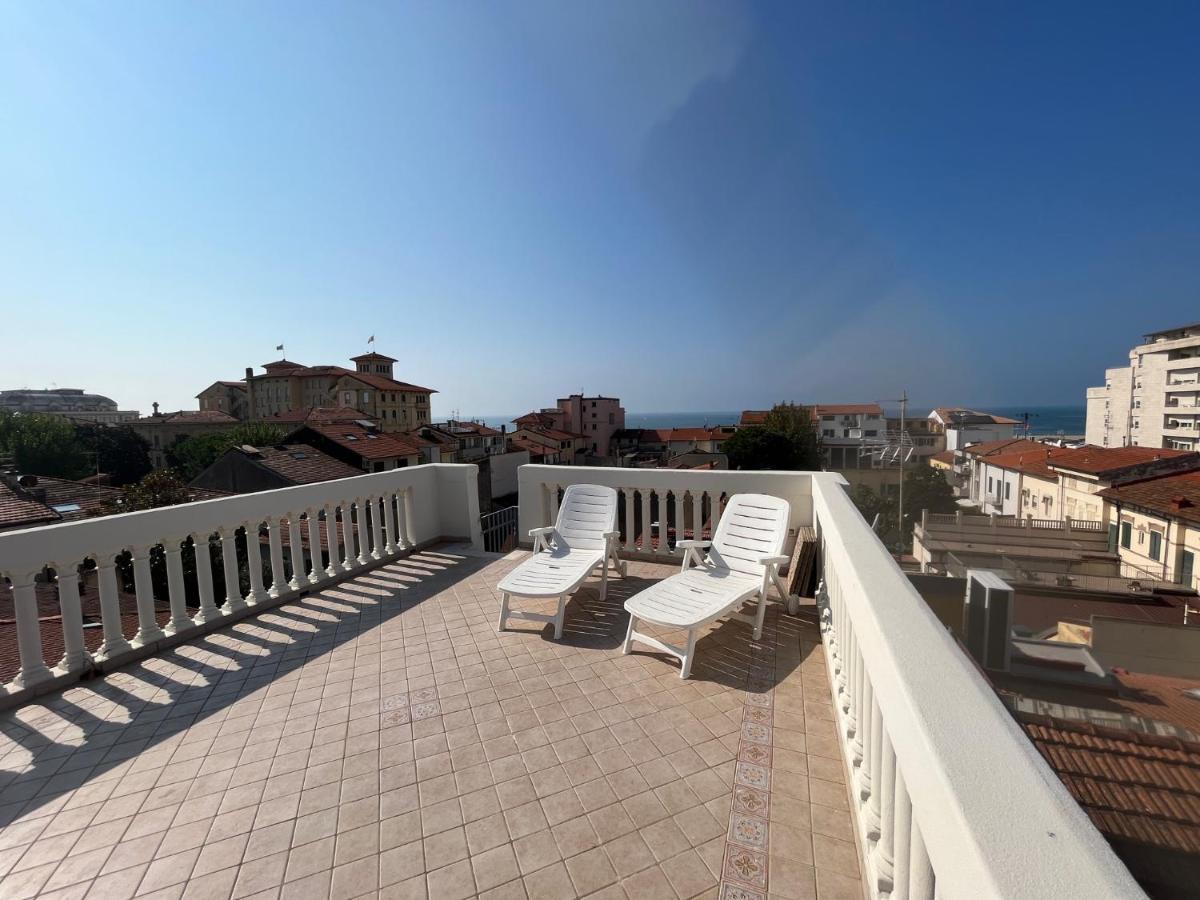 Villa Giulia Bnb Viareggio Luaran gambar